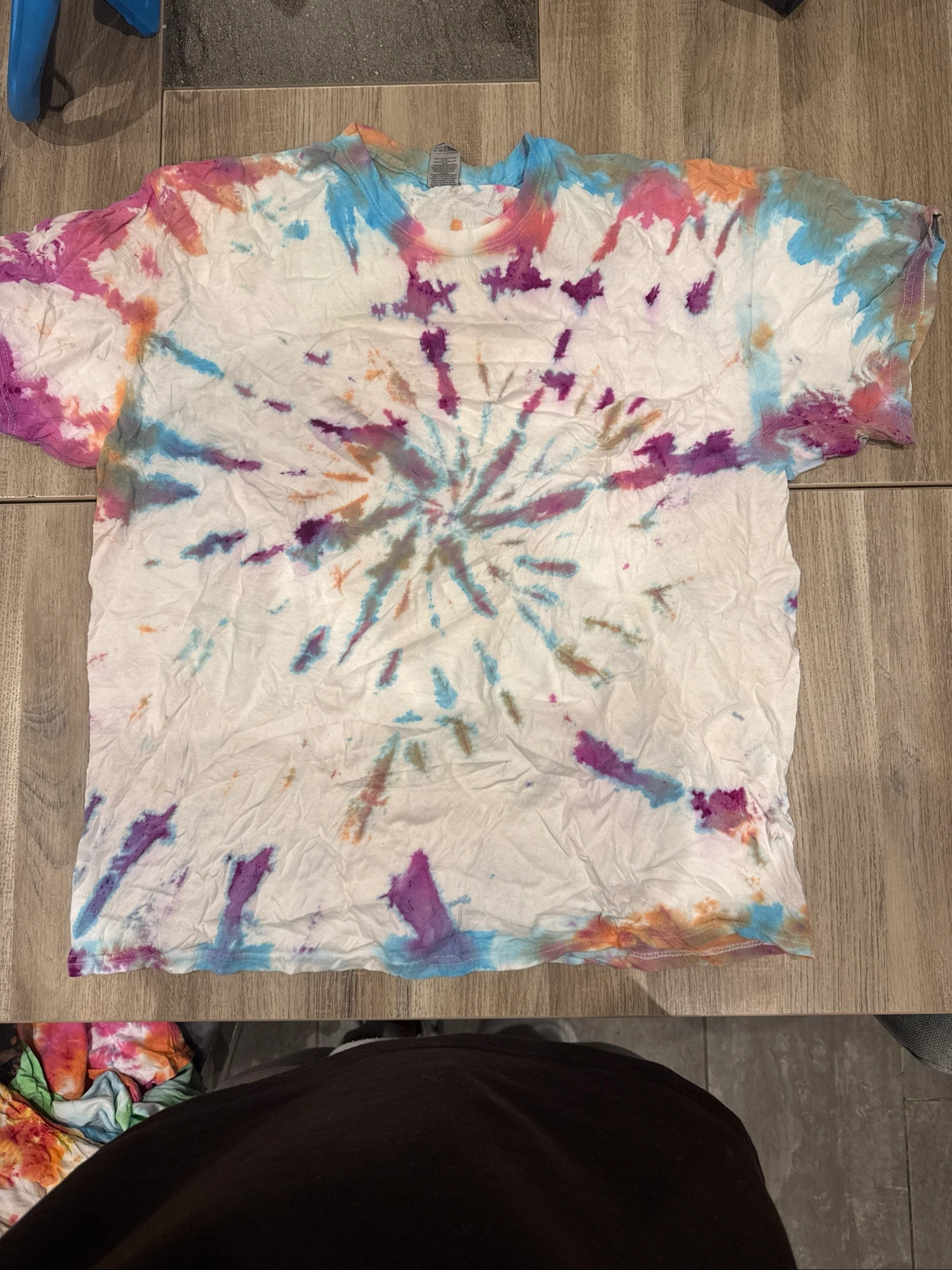 Lot 2 veelkleurige T-shirts maat XL – photo 3